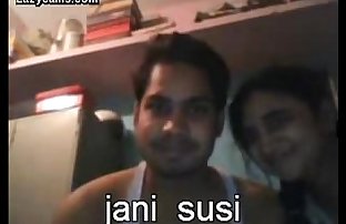 indien couple pipe sur webcam