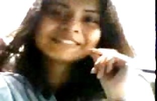 Indian beauty sucking lover\'s dick in car