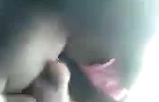seksi india pelacur memberi a hisap dalam yang tangga