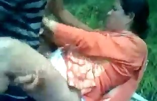 Nepali or Indian Aunty fucked in Park