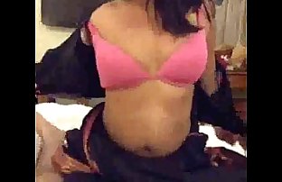 الساخنة الهندي فتاة عرض كبير الثدي N وضع في الواقي الذكري على ديك