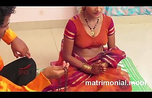 Indische HAUS Frau verführt durch ein fake swamiji