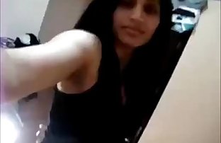 NRI Indian Girlfriend fingering pussy